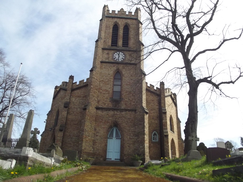 Amblecote Holy Trinity Church Stourbridge A church outsi… Flickr