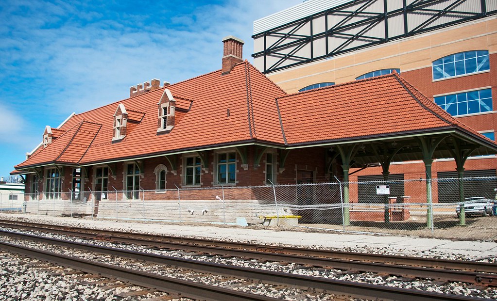 Lansing, MI train station Built by Grand Trunk Western in … Flickr