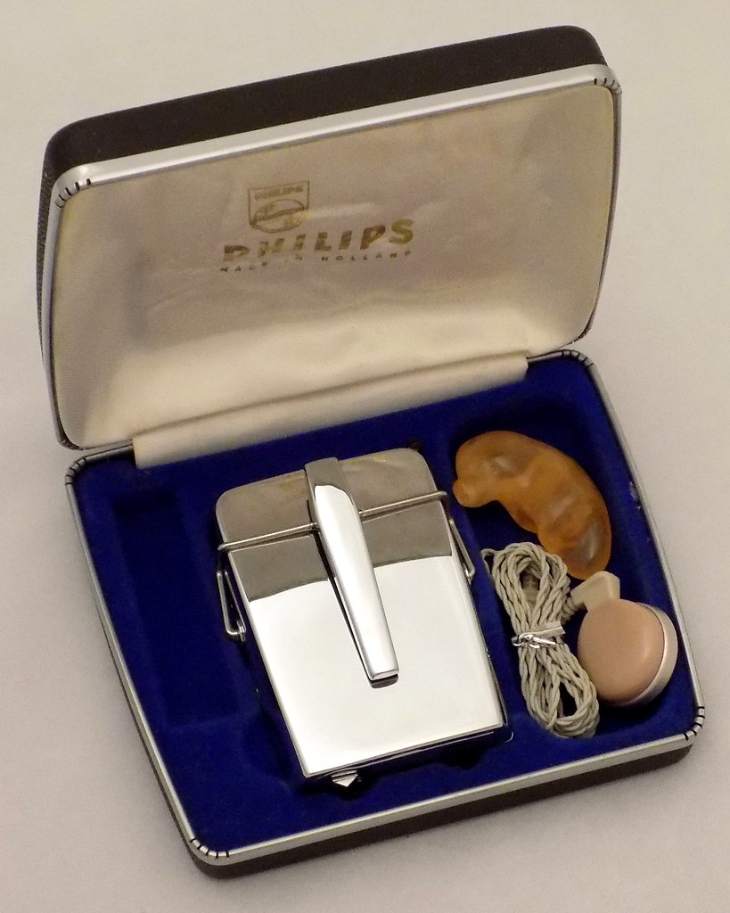 Vintage Philips Transistor (Body) Hearing Aid, Model HP81… Flickr