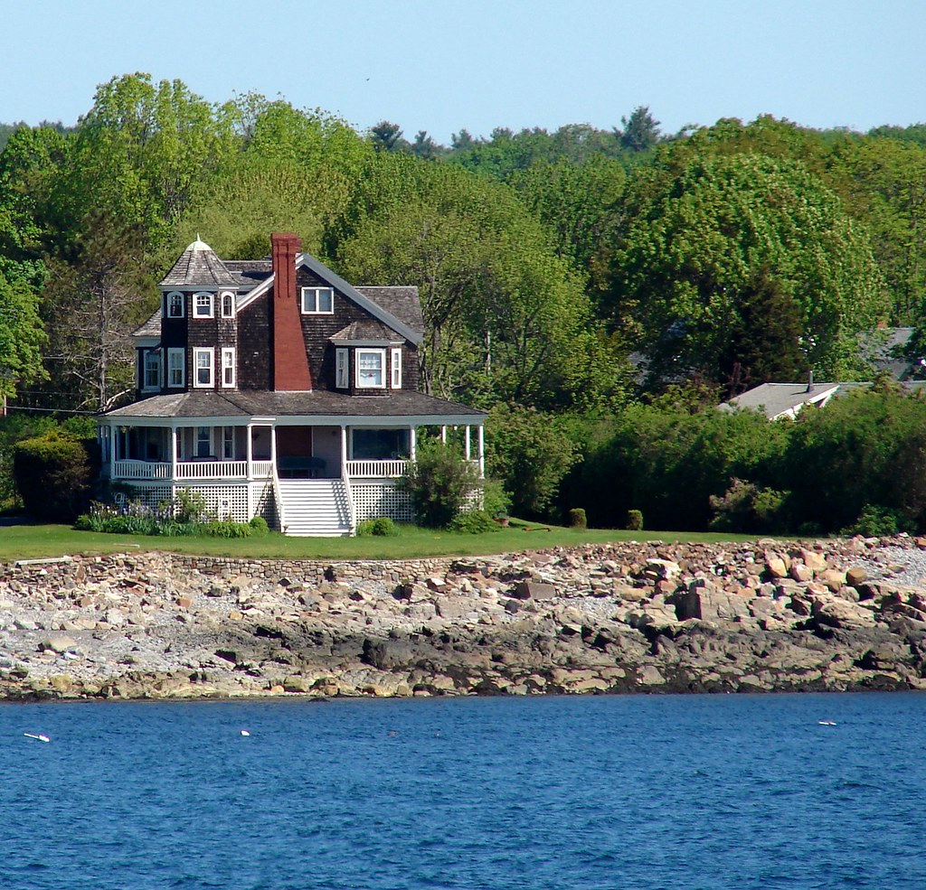 House in York Beach, Maine House in York Beach, Maine. Pho… Flickr