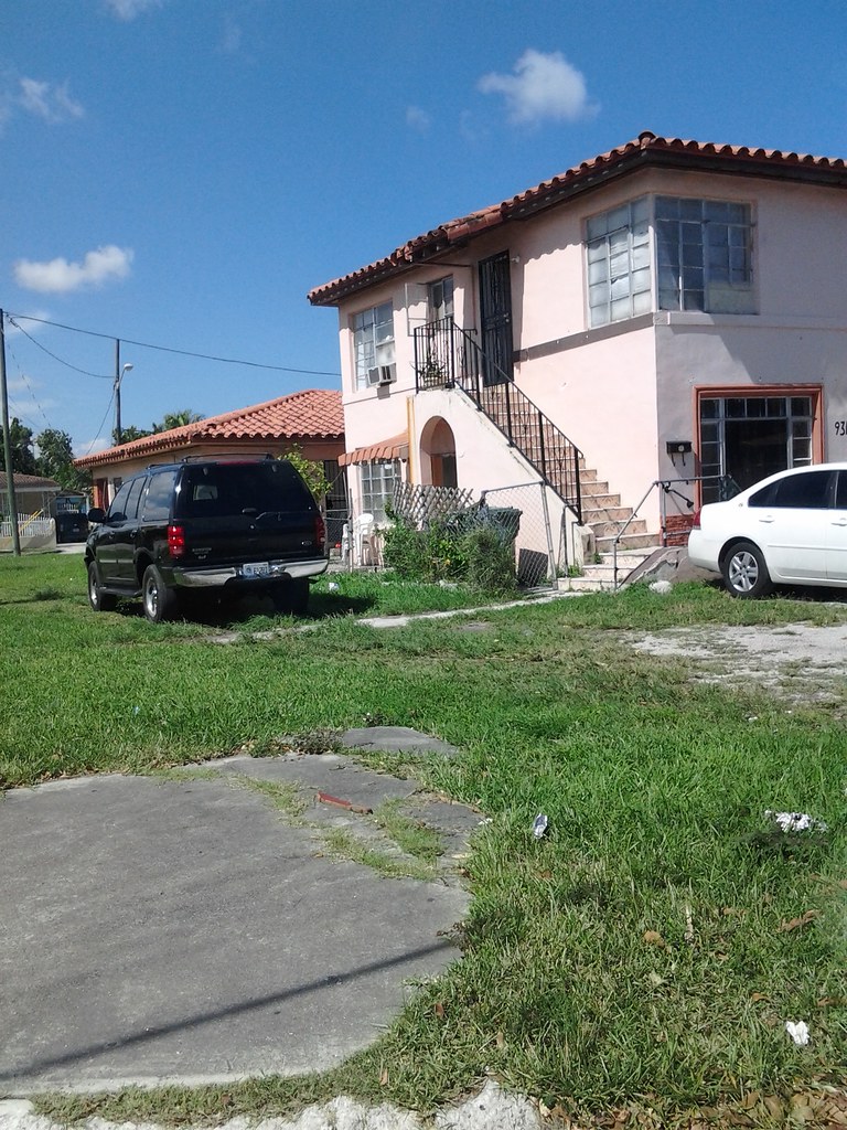 Miami Ghetto Miami Urban View. C6492 Flickr