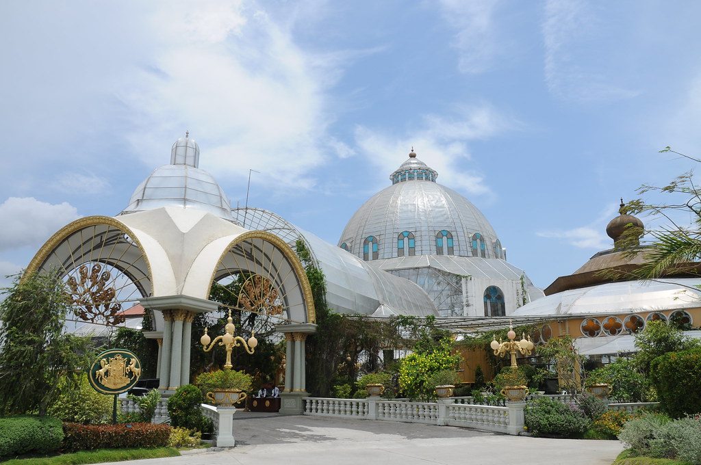 Fernbrook Gardens Portofino South in Daang Reyna Las Piñas… Flickr