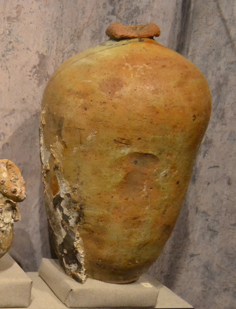 091712055no9 Olive Jar "Ship wreck artifacts from Flo… Flickr