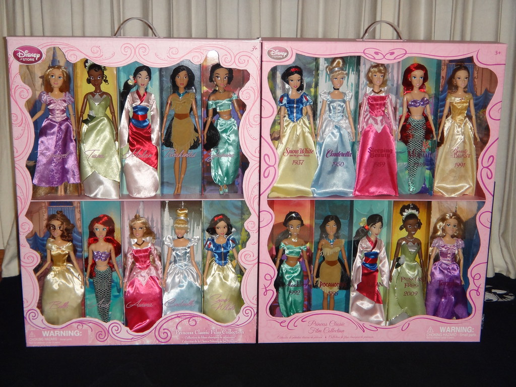 2012 vs 2011 Disney Princess Classic Film Collection 10 … Flickr