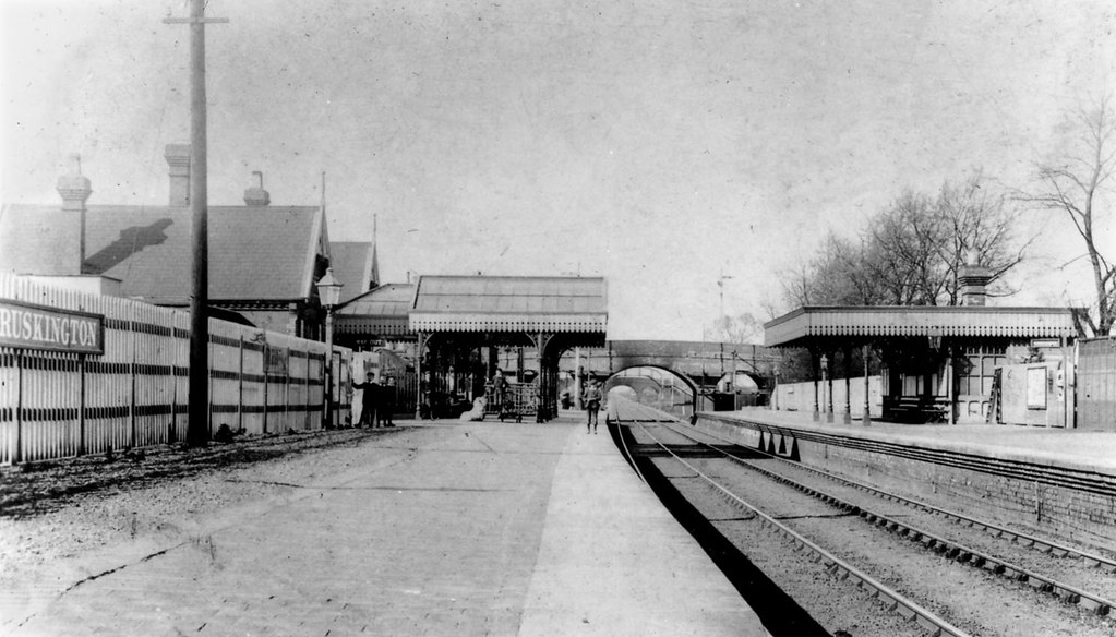 lincs ruskington station gn x ge joint John Law Flickr