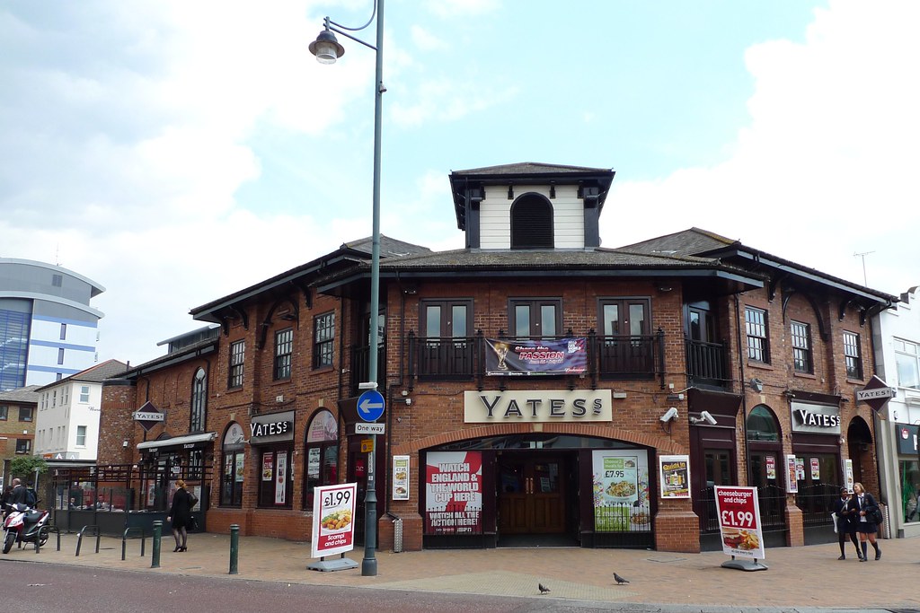 Yates's, Romford, RM1 A large chain bar in Romford. Addres… Flickr