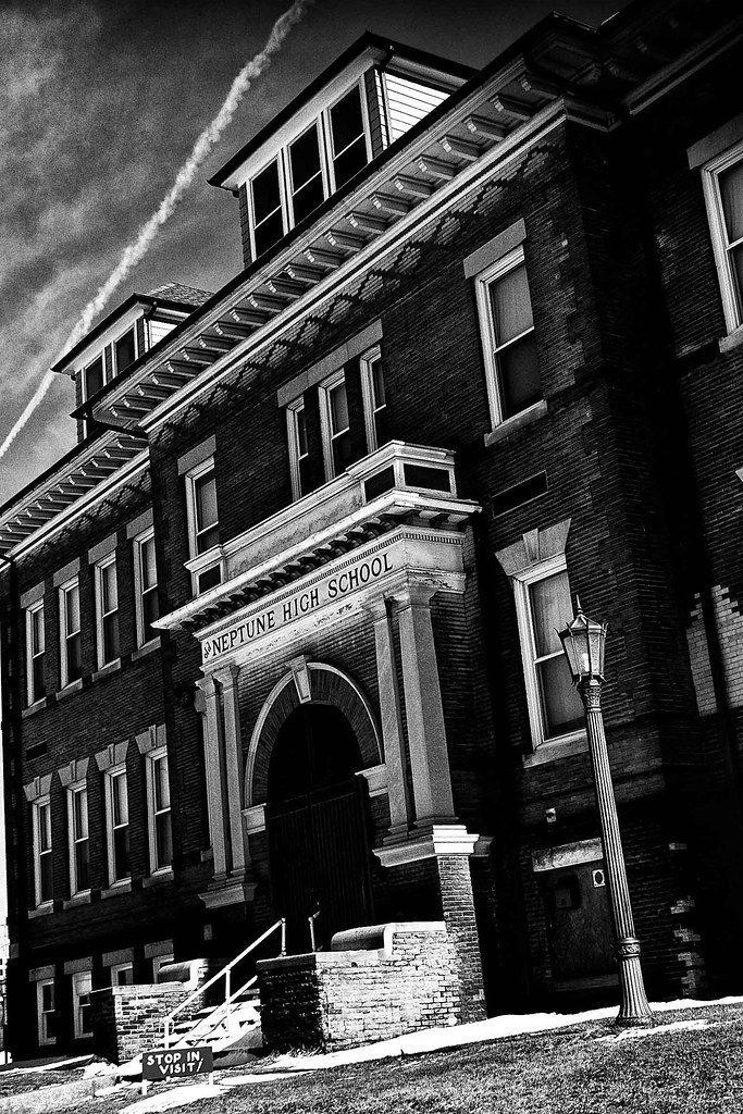 Old Neptune High School Neptune, New Jersey © Mark V. Kraj… Flickr