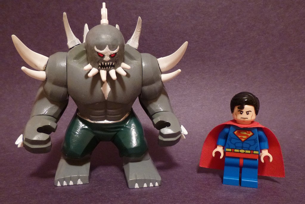 Lego Doomsday Big Fig This was made from a Decool Hulk tha… Flickr