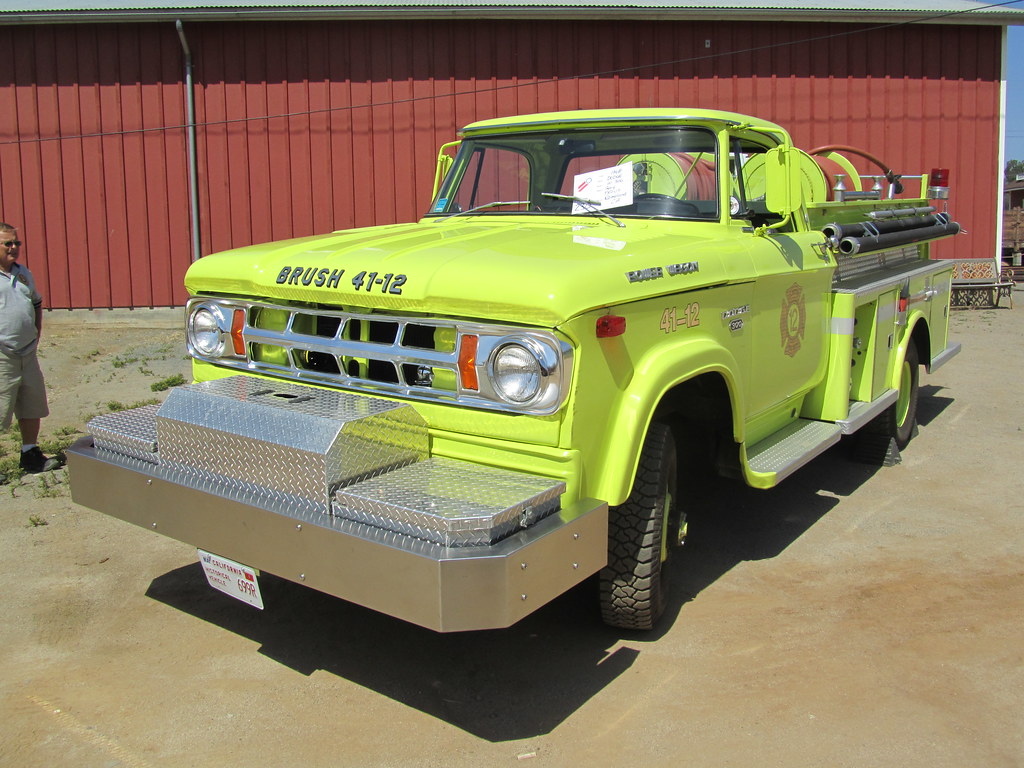 Dodge Brush Fire Truck W300 Power Wagon 1968 Clayton,… MR38