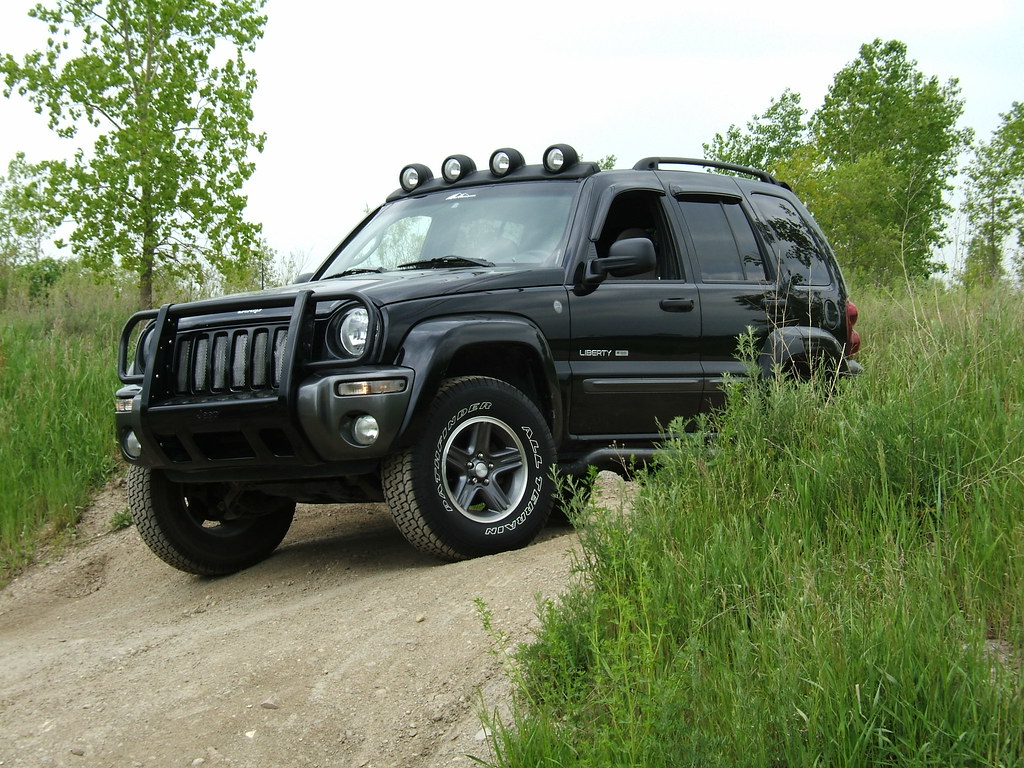 Jeep Liberty KJ PT_Lewis Flickr