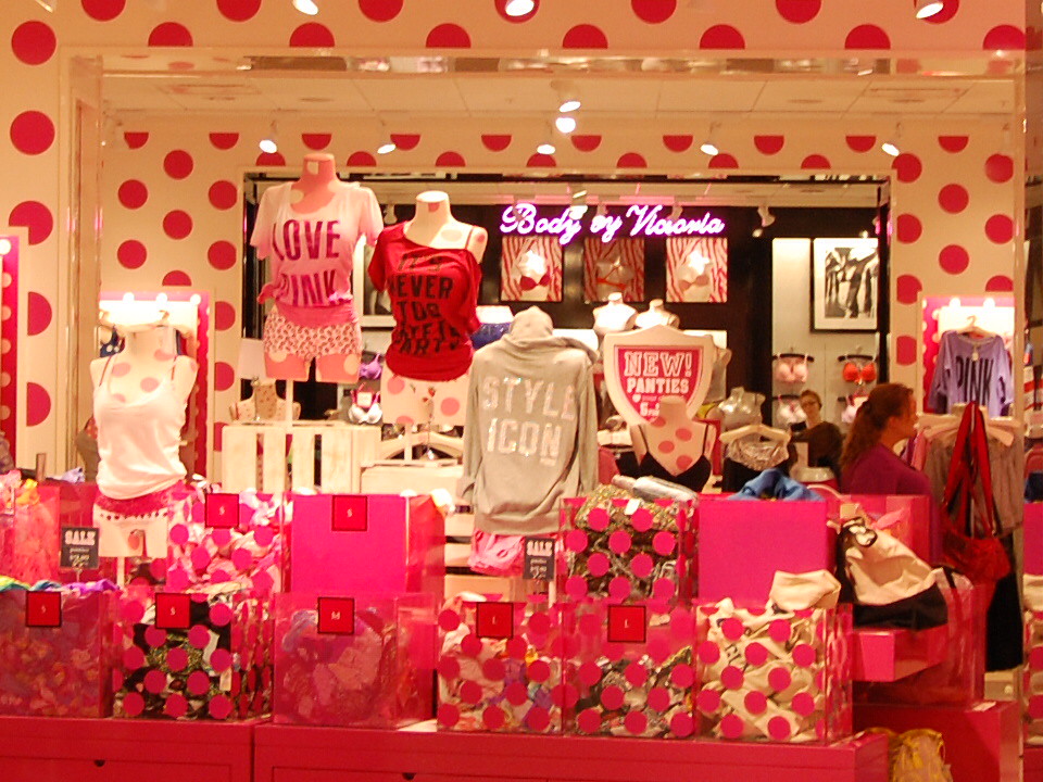 Victoria's Secret Pink Store ♡♥Ashlynn's Dreaming♥♡ Flickr