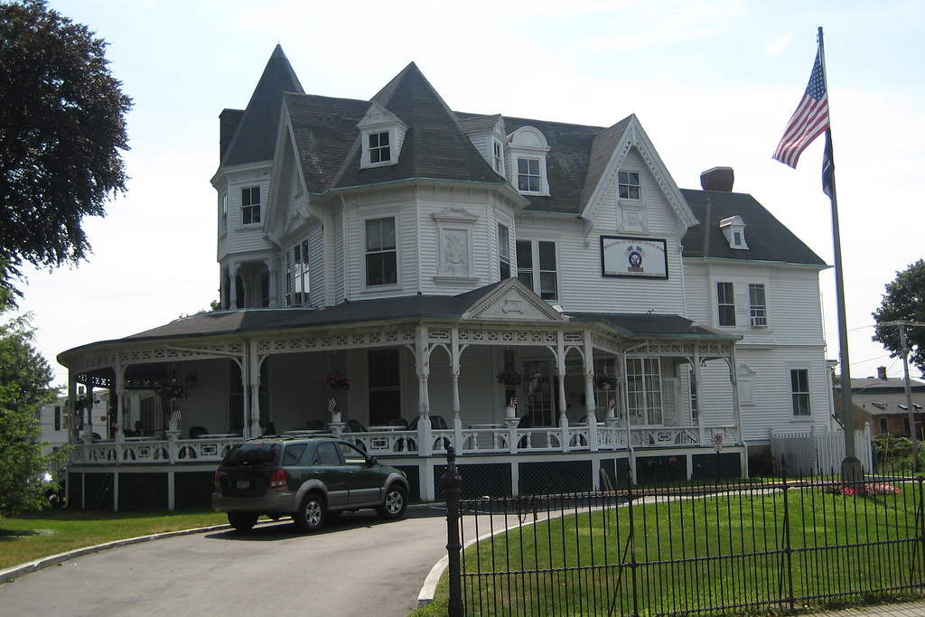 RI Newport The Elks Club/Parkgate Mr. William T. Potter… Flickr