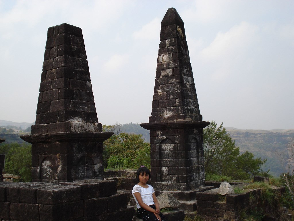 Old Temple, Khasi Hills, Cherrapunjee, Meghalaya Old Templ… Flickr