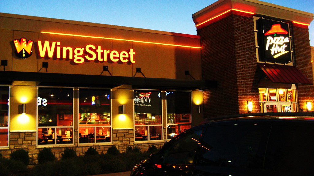 The Pizza Hut "Wing Street" Restaurant on Forest Preserve