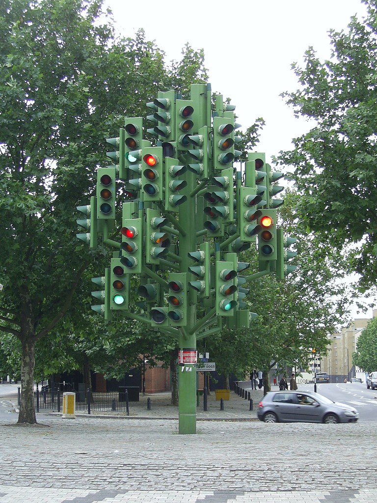 Traffic Light Tree, near Canary Wharf, London The Traffic … Flickr