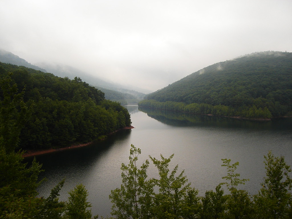 20070725 05236 Laurel Creek Reservoir in Mist Fog and mi… Flickr