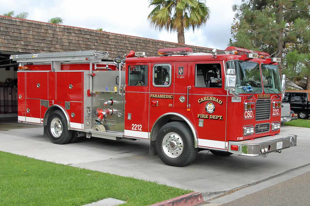Carlsbad Fire Department. Engine 2212 Carsbad, California.… Flickr