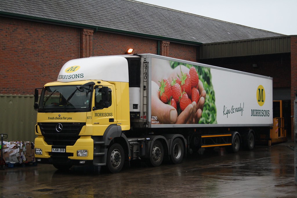 MORRISONS YJ58EKB 151010 seen 151010 making a delivery in … Flickr