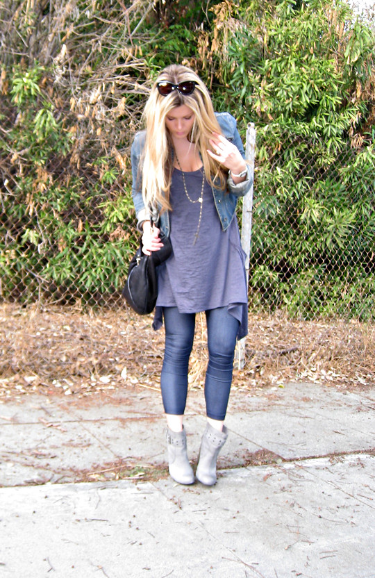 cat eye sunglasses+long blonde hair+jeggings+ankle boots+d… Flickr