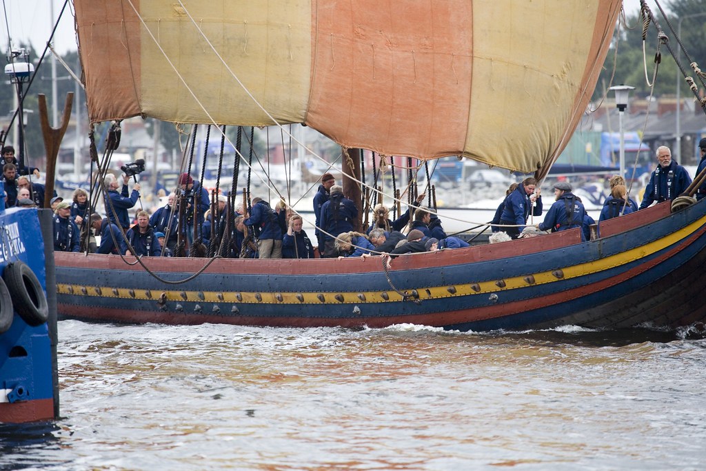 VIKING LONGSHIP "SEA STALLION" ARRIVES IN DUBLIN Today, 14… Flickr