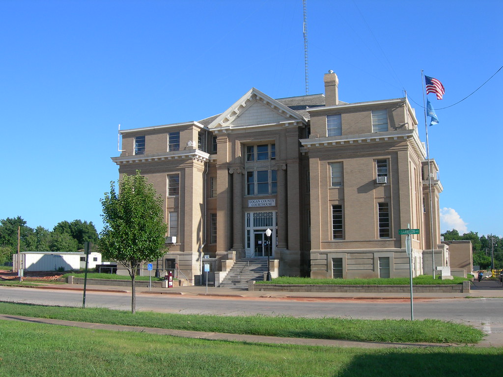 Logan County Court House Guthrie, Oklahoma Guthrie was the… Flickr