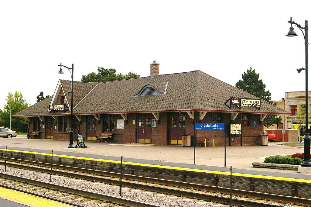Crystal Lake, IL train station Crystal Lake station, IL, u… Flickr