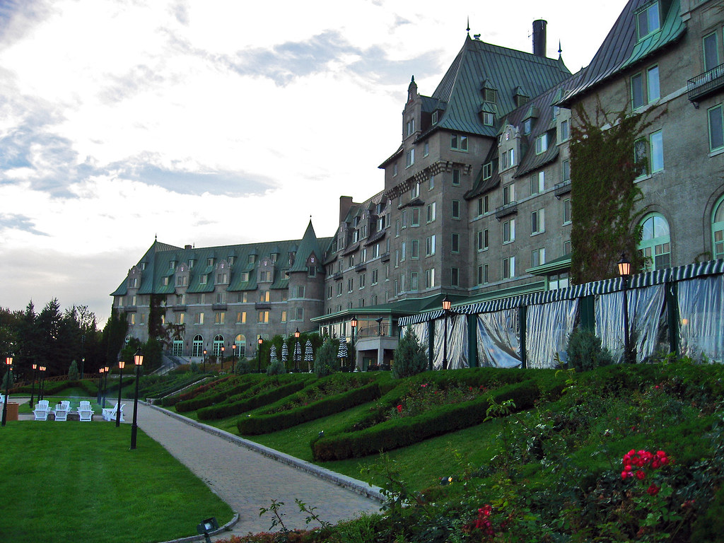 Manoir Richelieu PointeauPic near La Malbaie, Quebec. Upsilon