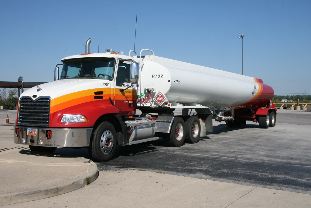 Flying J tanker A Mack Fuel tanker at the Flying J truck s… Rick