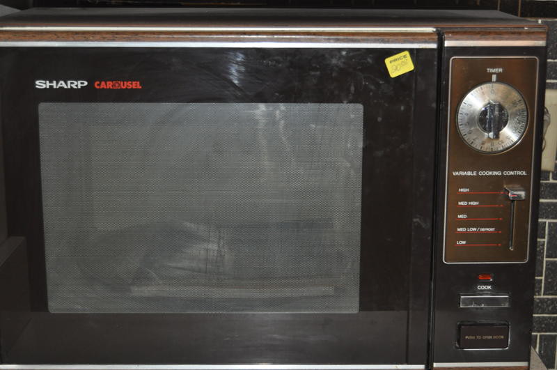 vintage microwave by SHARP dwadrum Flickr