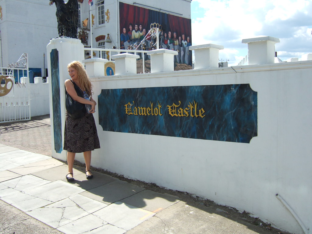 Camelot, Plumstead "Dodgy" Dave Courtney's castle in Plums… veghead