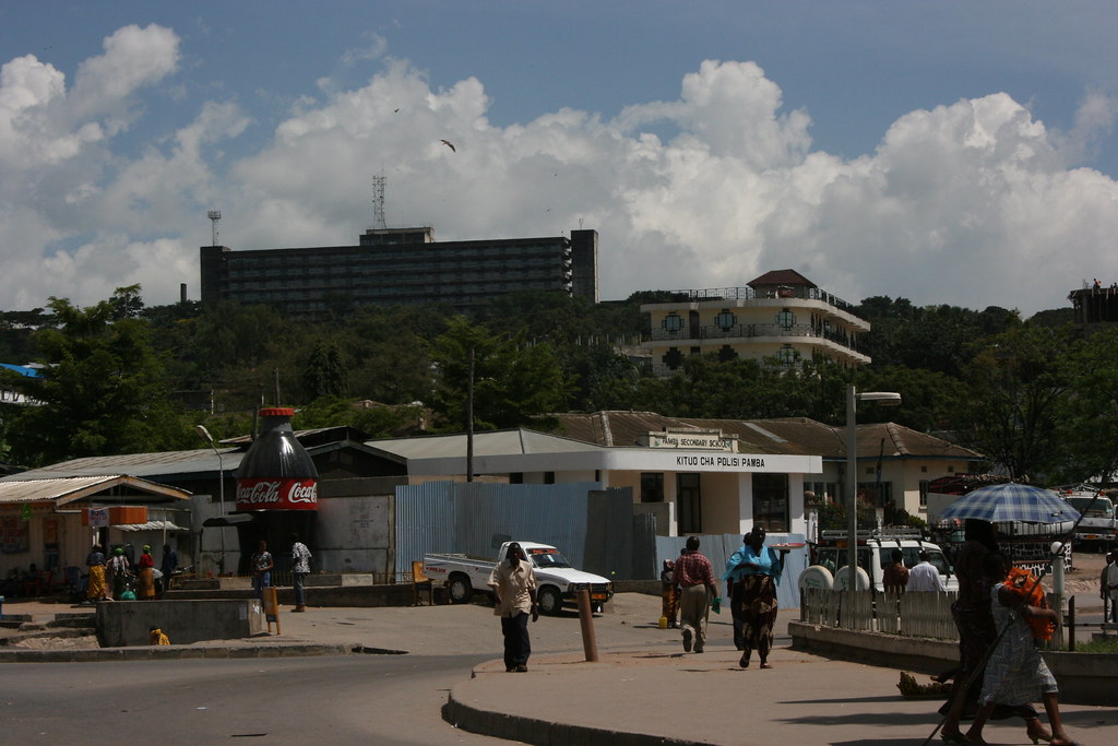 Bugando Medical Center Mwanza, Tanzania booniekathrin Flickr