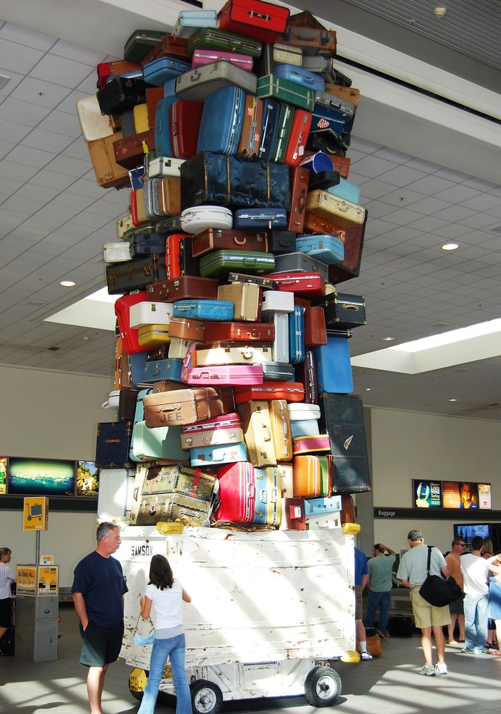 Sacramento Airport baggage claim This is a luggage sculp… Flickr