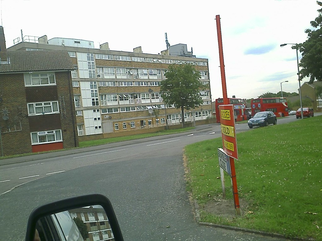 Shrublands Avenue, Shirley, Croydon Croydon Estate in Sout… Flickr