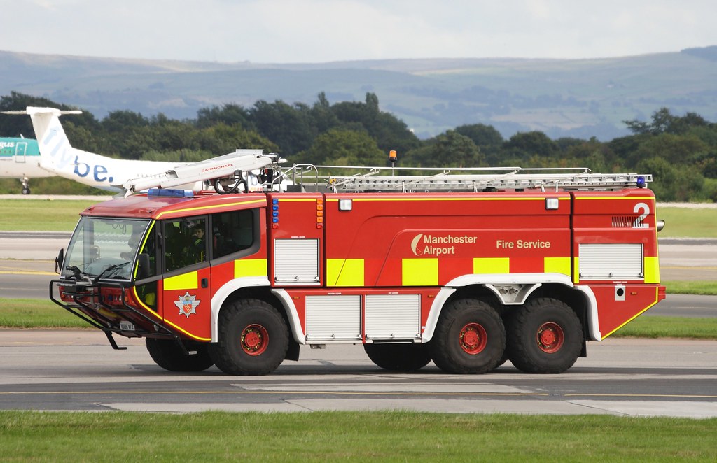 Carmichael Cobra 2 Fire Engine of Manchester AIrport Fire … | Flickr