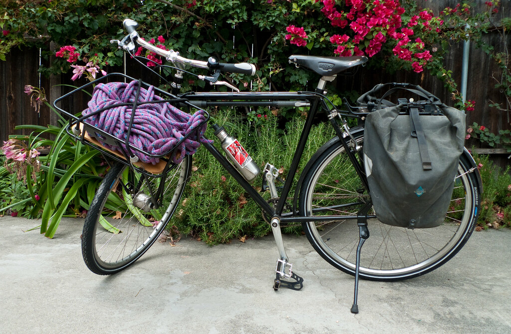 The Finished Propaganda Porteur Other than a stylish chain… Flickr