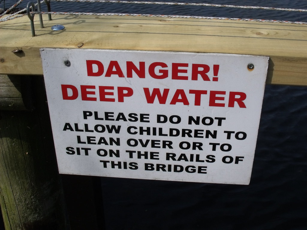 Pensthorpe Mill Pond Danger Deep Water sign This is … Flickr