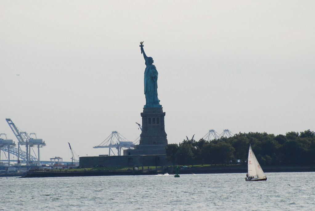 Picture of Statue of Liberty Taken from Battery Park in Lo… Flickr