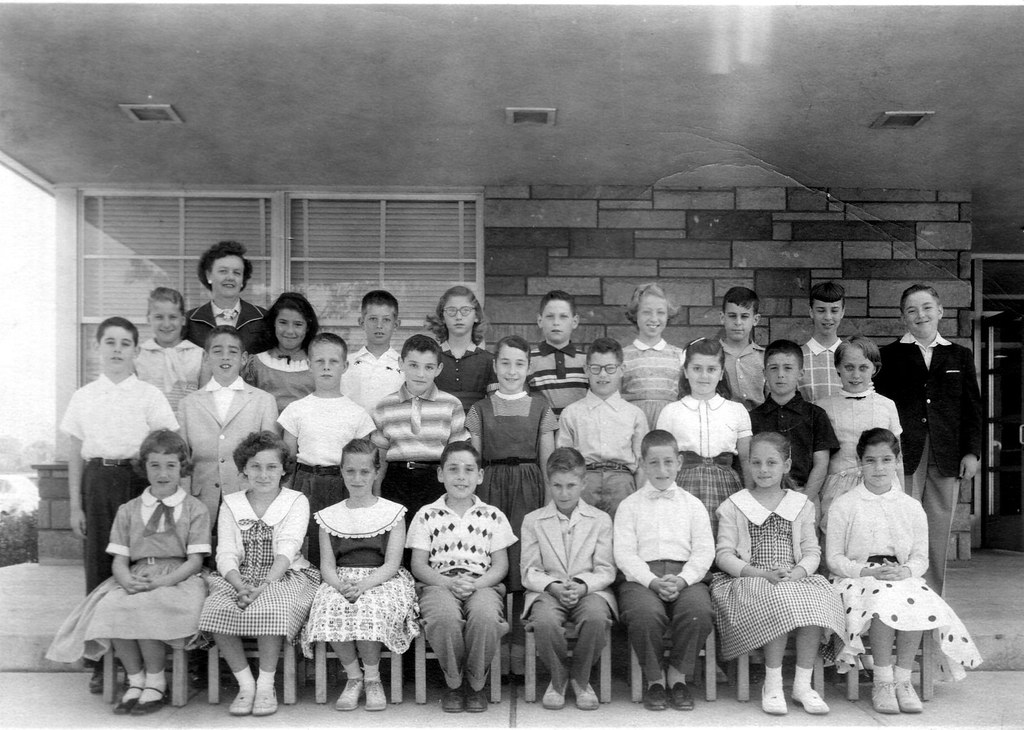 Waverly Park School, 4th Grade, 1955 A picture distinctly … Flickr
