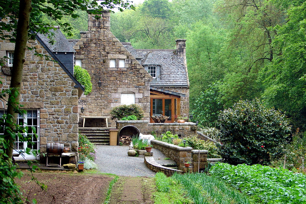 la petite maison. dans la forêt Hervé Flickr