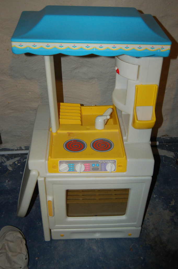 Little Tikes Party Kitchen 20 LT Party Kitchen is in