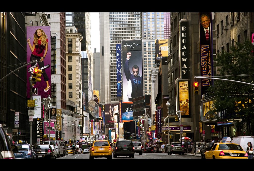 Broadway ave. Broadway avenue. New York City. MC SimonE Flickr