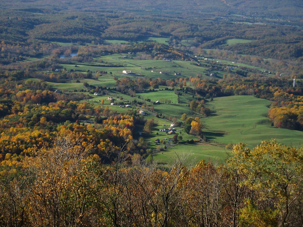 Skyline Drive View of Shenandoah Valley Such a pretty va… Flickr