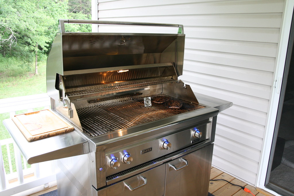 huge grill with natural gas hookup Matt Lehrer Flickr