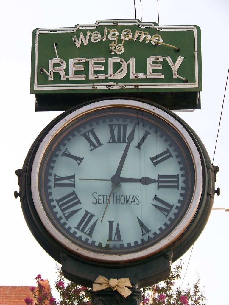 Downtown Reedley Old Seth This beautiful town clock is l… Flickr