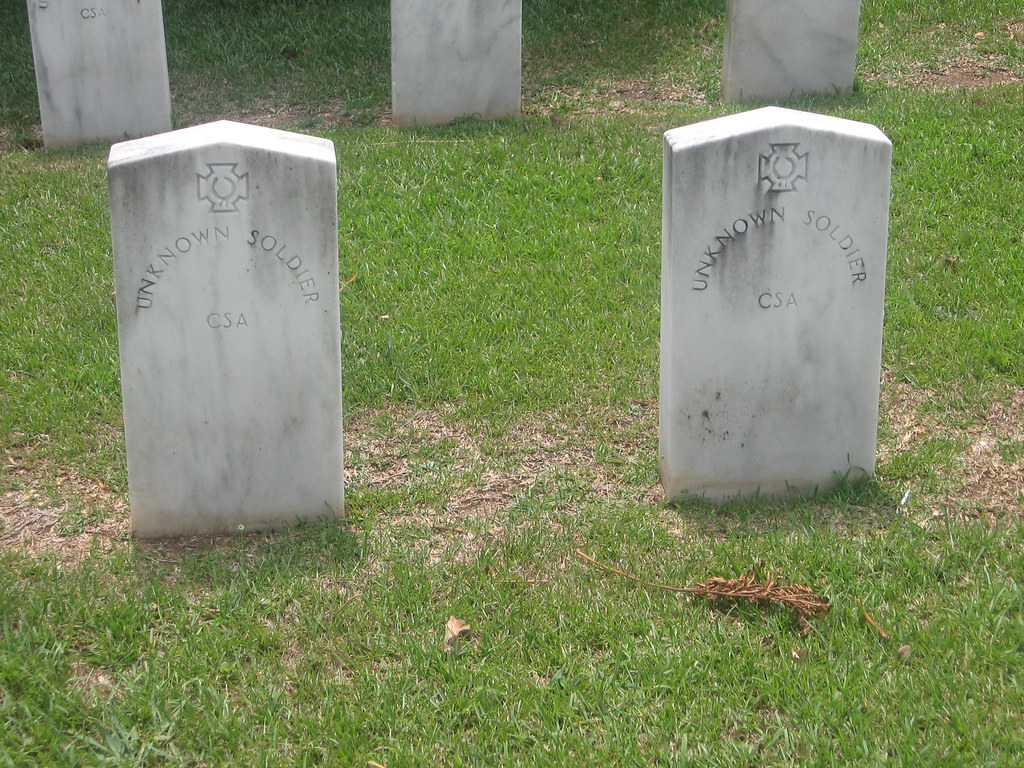 Unknown Confederate Soldier Grave Markers, Springwood Ceme… Flickr