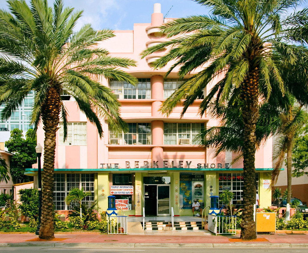 Berkeley Shores Hotel (1940), 1610 Collins Ave, South Beac… Flickr