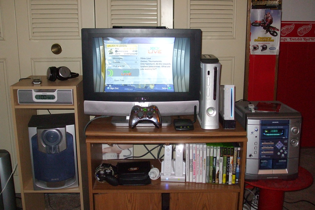 Overall Video game setup Overall setup TV, 360, wii, wiimo… Flickr