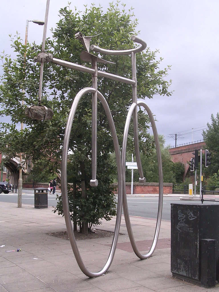 Bicycle sculpture Metal sculpture by Wyllie MBE, wi… Flickr