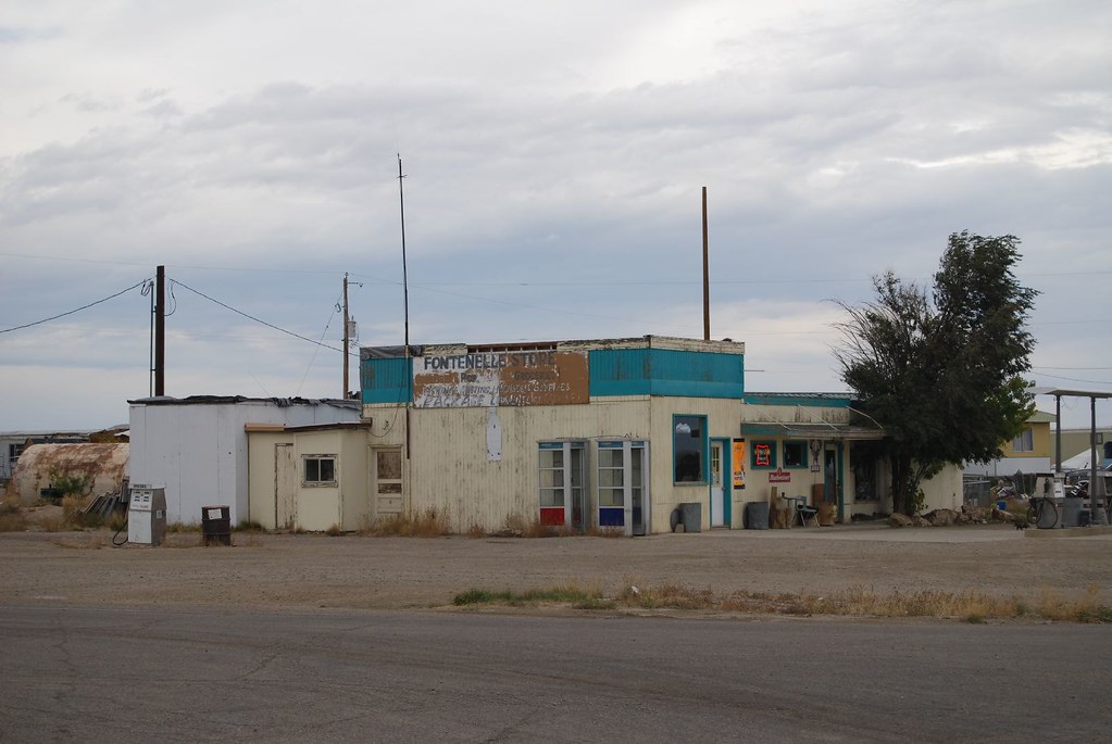 Town of Fontenelle, Wyoming yes, this building is the to… Flickr