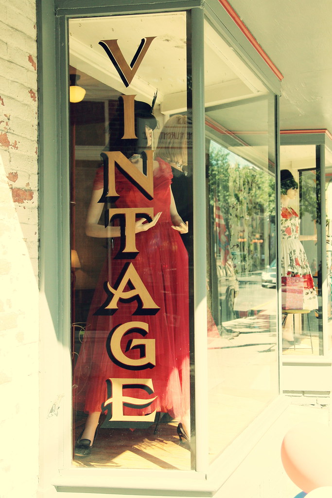 pretty vintage window displays adrianna gallo Flickr